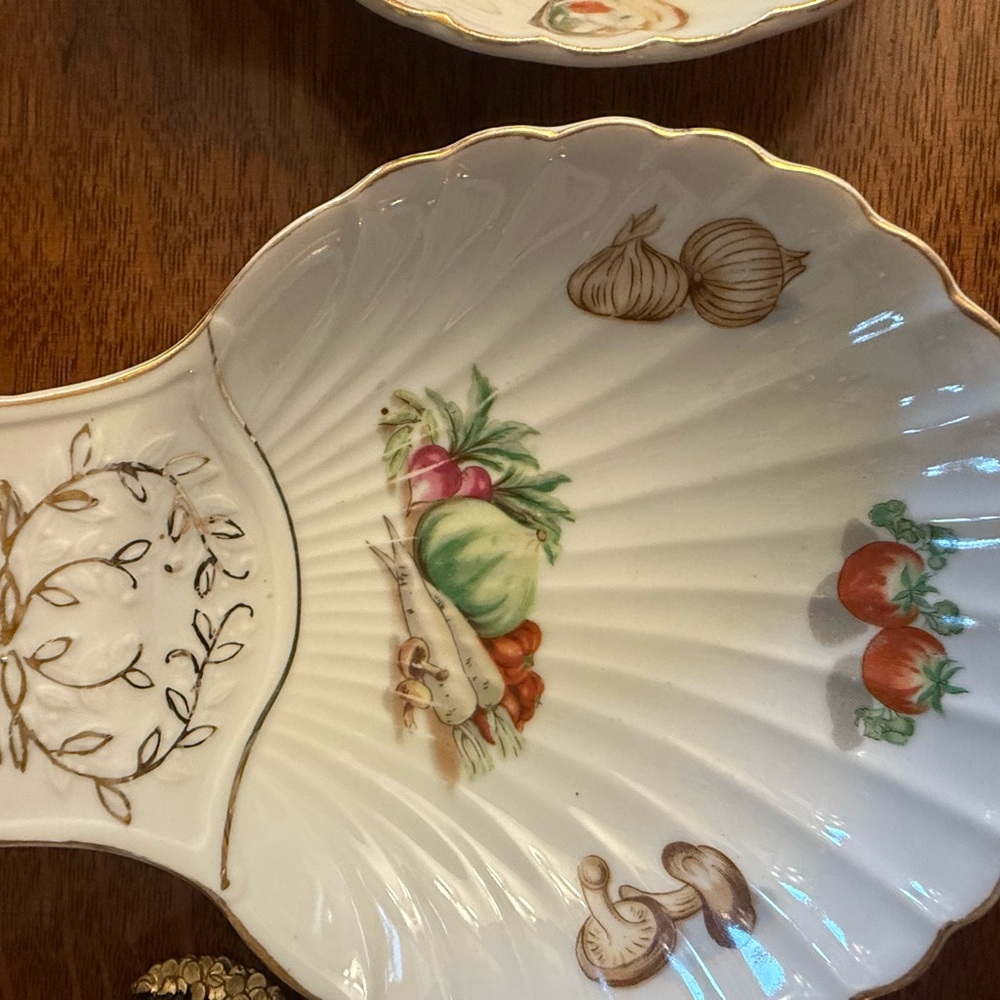 4 Hand Painted Shell Shaped Serving Dishes with Seafood and Vegetable Motif